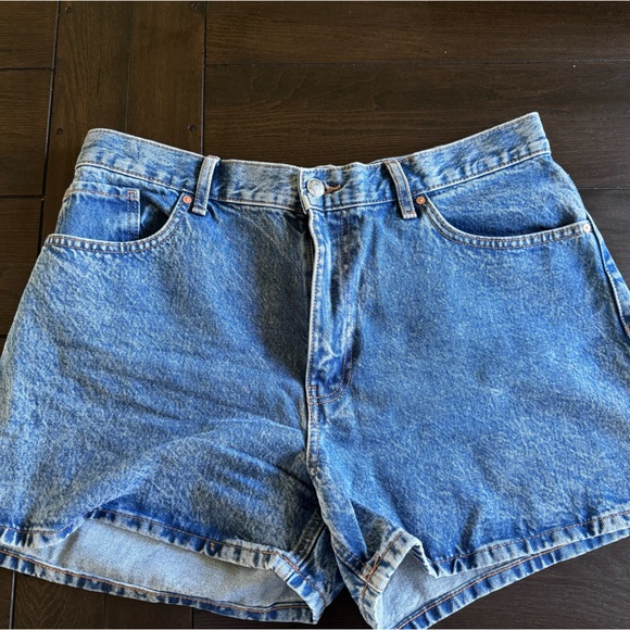High Rise Mom Jean Shorts - Picture 1 of 3